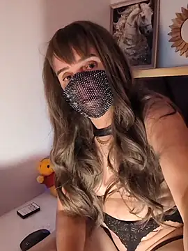 Lina lolo online show from November 17, 8:02 pm