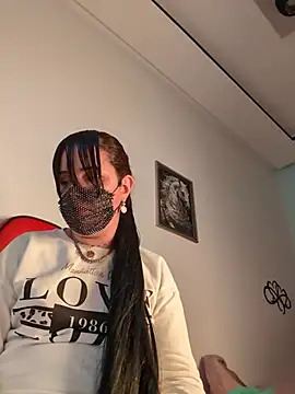 Lina lolo online show from December 16, 6:23 pm