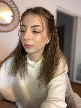 Mia Ethan online show from November 11, 10:21 am