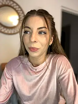 Mia Ethan online show from November 7, 10:42 am