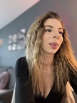 Mia Ethan online show from May 9, 9:12 am
