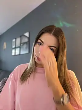 Mia Ethan online show from July 24, 11:28 am