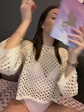 Mia Ethan online show from March 19, 4:47 am