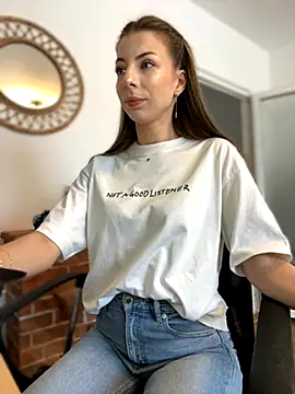 Mia Ethan online show from September 13, 10:26 am