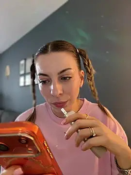 Mia Ethan online show from July 22, 9:22 am