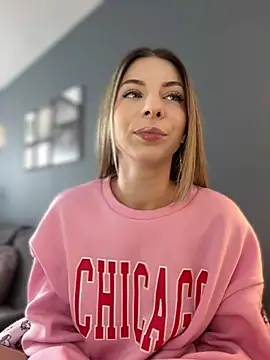 Mia Ethan online show from March 21, 8:30 am