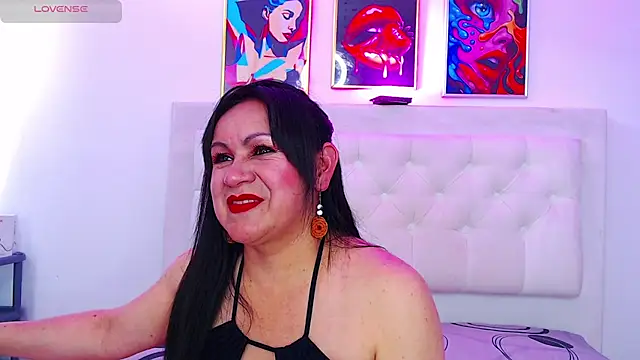 jescaoporto4 online show from March 30, 7:37 pm