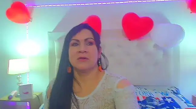 jescaoporto4 online show from February 24, 2:15 pm