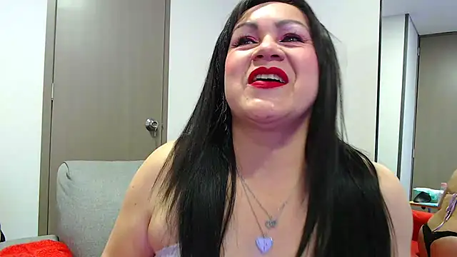 jescaoporto4 online show from March 20, 7:26 pm