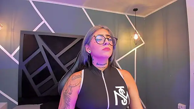 Alahia Dangelo online show from September 23, 11:28 am