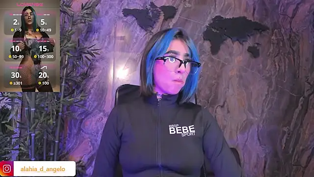 Snapshot of Alahia_Dangelo chatting on February 14, 5:40 am Alahia Dangelo online show from February 14, 5:40 am