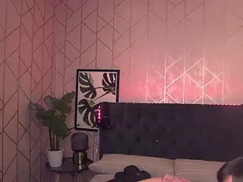 ValentinaBouxBabestation online show from December 15, 9:09 pm