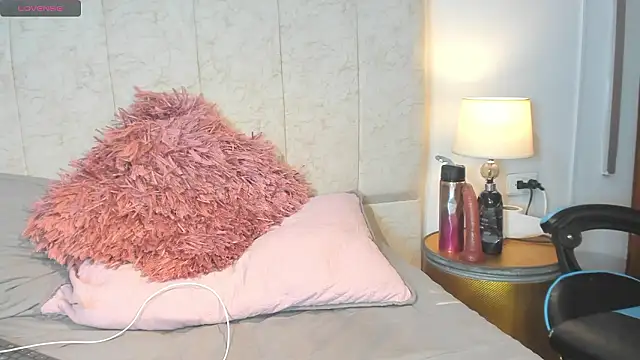  maria foxx  online show from March 10, 7:29 pm