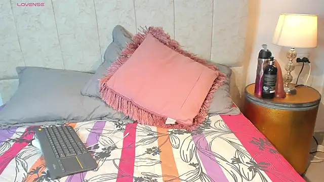  maria foxx  online show from March 27, 5:03 pm