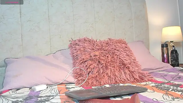  maria foxx  online show from March 14, 12:11 pm