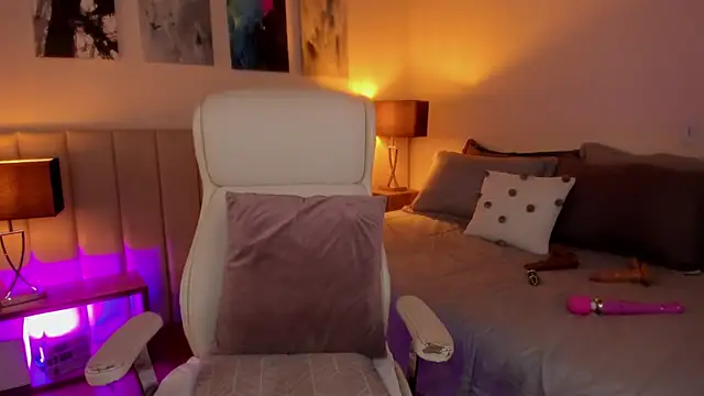 Snapshot of DaniRousse chatting on January 9, 4:25 pm DaniRousse online show from January 9, 4:25 pm