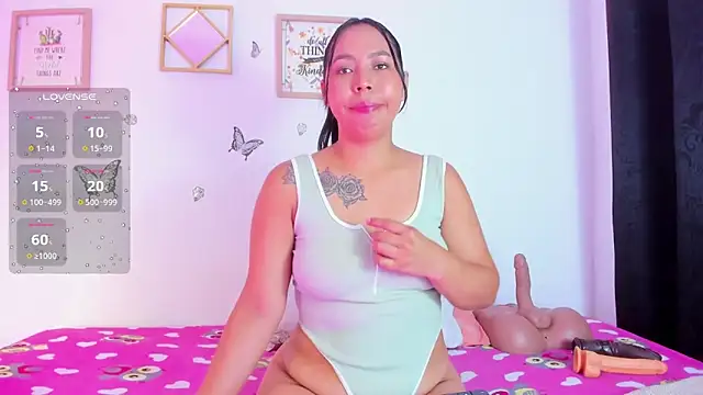 EmmaRogers online show from September 26, 2:24 pm