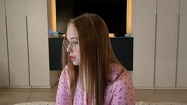 endlesssoffi online show from November 2, 8:14 pm