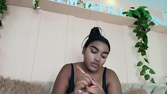 kayna gomez online show from February 28, 5:45 pm