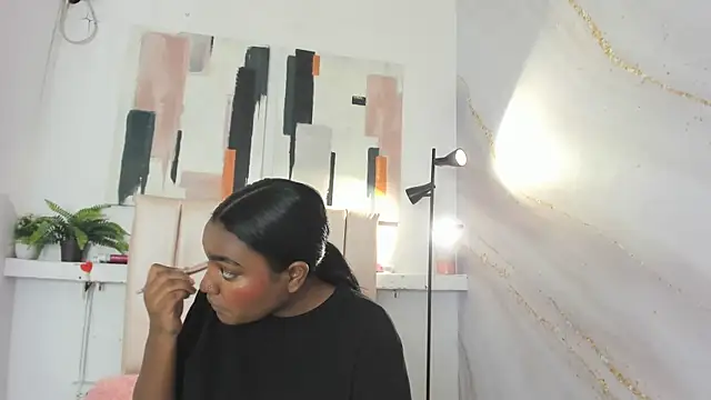 kayna gomez online show from December 15, 7:41 pm