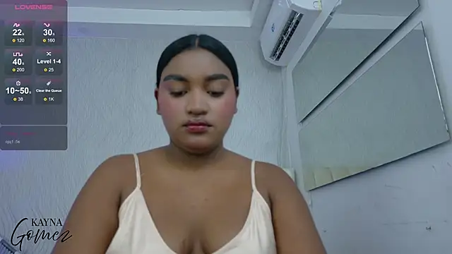 kayna gomez online show from October 29, 7:24 pm