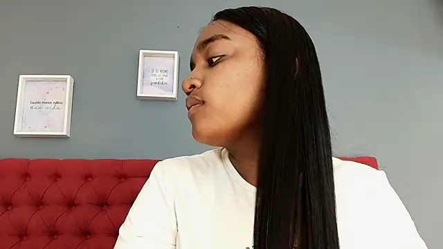 kayna gomez online show from March 13, 7:19 pm