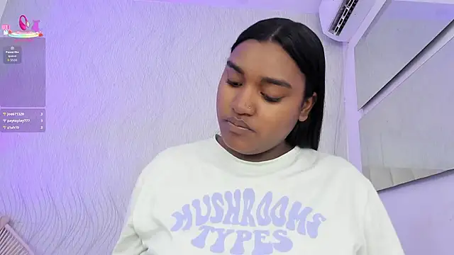 kayna gomez online show from February 13, 7:14 pm