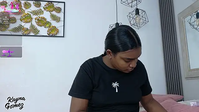 kayna gomez online show from December 22, 7:03 pm