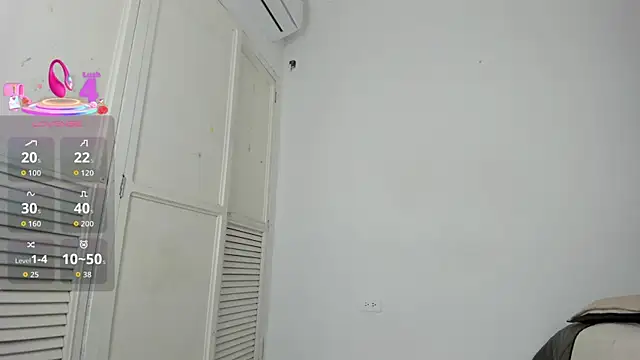 kayna gomez online show from March 30, 7:04 pm