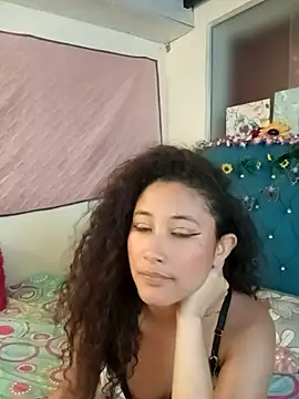 Milkdulce1 online show from April 4, 3:18 pm