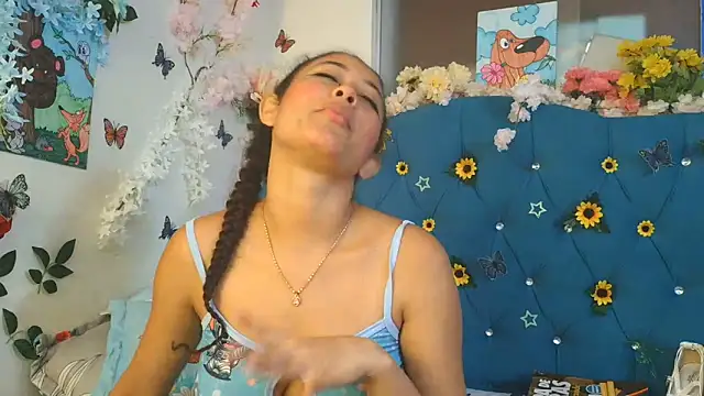 Snapshot of Milkdulce1 chatting on May 26, 1:31 pm Milkdulce1 online show from May 26, 1:31 pm