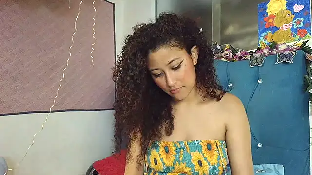 Milkdulce1 online show from February 24, 1:34 pm