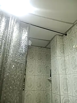 Milkdulce1 online show from March 18, 1:24 pm