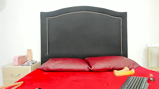 Zaray   online show from July 31, 2:47 pm