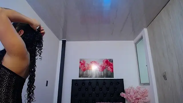 Snapshot of amaranta_f00x chatting on December 14, 12:33 pm amaranta f00x online show from December 14, 12:33 pm