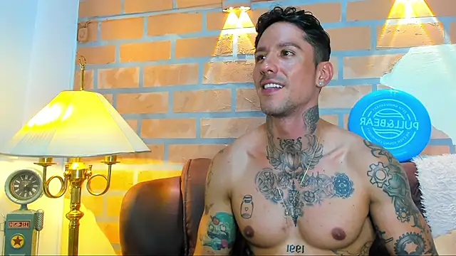 Dylanstonne online show from February 26, 10:15 pm