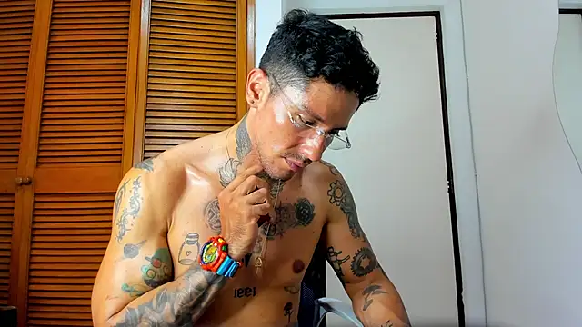 Dylanstonne online show from March 22, 1:22 am