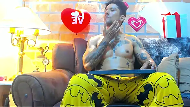 Dylanstonne online show from February 14, 8:59 pm