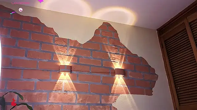 Snapshot of Dylanstonne chatting on December 2, 8:43 pm Dylanstonne online show from December 2, 8:43 pm