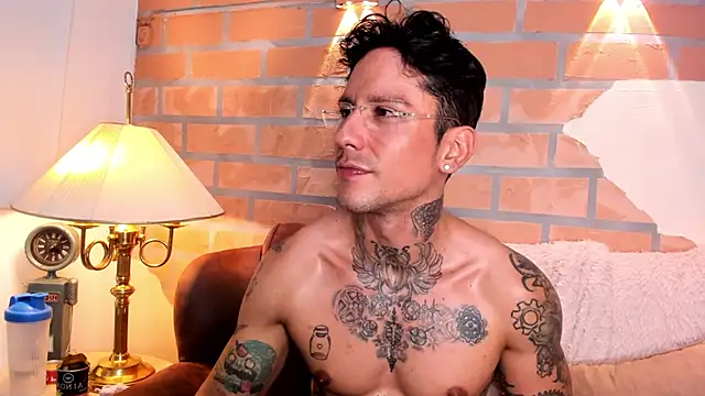 Dylanstonne online show from March 8, 12:00 am