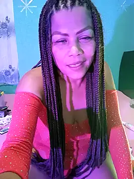 dulcesilvana10 online show from December 31, 12:32 am