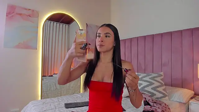 Aleja arango1 online show from November 28, 10:21 pm