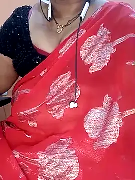 Snapshot of Sexy-Telugunayana2 chatting on February 16, 10:00 pm Sexy-Telugunayana2 online show from February 16, 10:00 pm