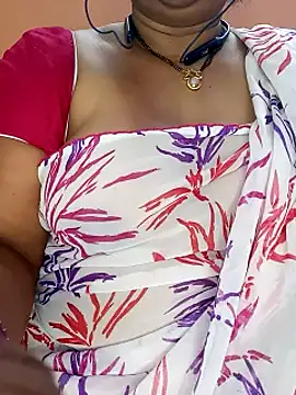 Snapshot of Sexy-Telugunayana2 chatting on February 5, 9:50 pm Sexy-Telugunayana2 online show from February 5, 9:50 pm