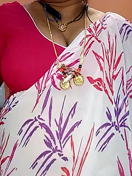 Snapshot of Sexy-Telugunayana2 chatting on February 5, 12:27 pm Sexy-Telugunayana2 online show from February 5, 12:27 pm