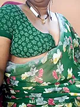 Snapshot of Sexy-Telugunayana2 chatting on March 6, 6:59 pm Sexy-Telugunayana2 online show from March 6, 6:59 pm