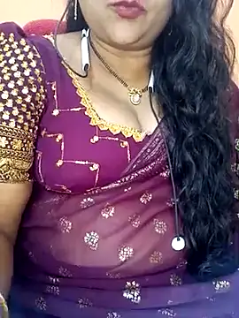 Snapshot of Sexy-Telugunayana2 chatting on February 21, 4:40 am Sexy-Telugunayana2 online show from February 21, 4:40 am