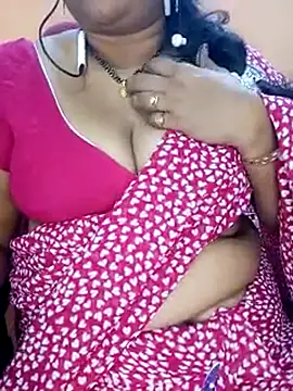 Snapshot of Sexy-Telugunayana2 chatting on March 14, 7:12 pm Sexy-Telugunayana2 online show from March 14, 7:12 pm