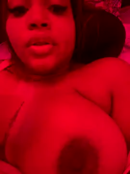 lindsayhoffman18 online show from December 1, 2:29 pm