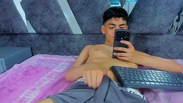 Yef Thin online show from April 18, 3:53 am